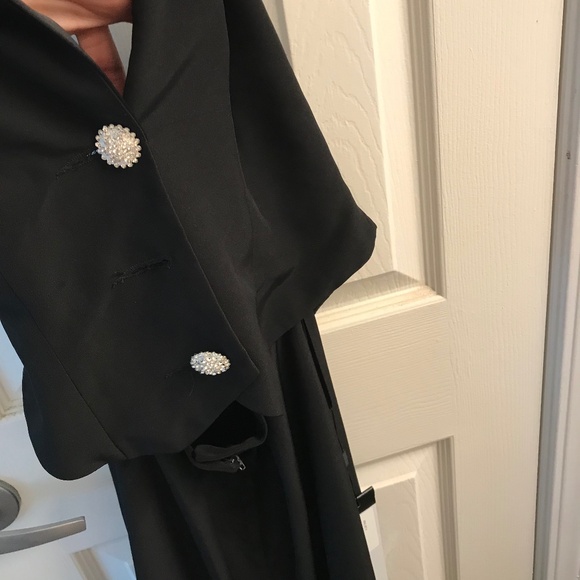 Mac duggal halter tuxedo jumpsuit size 4 nwt - Picture 4 of 5